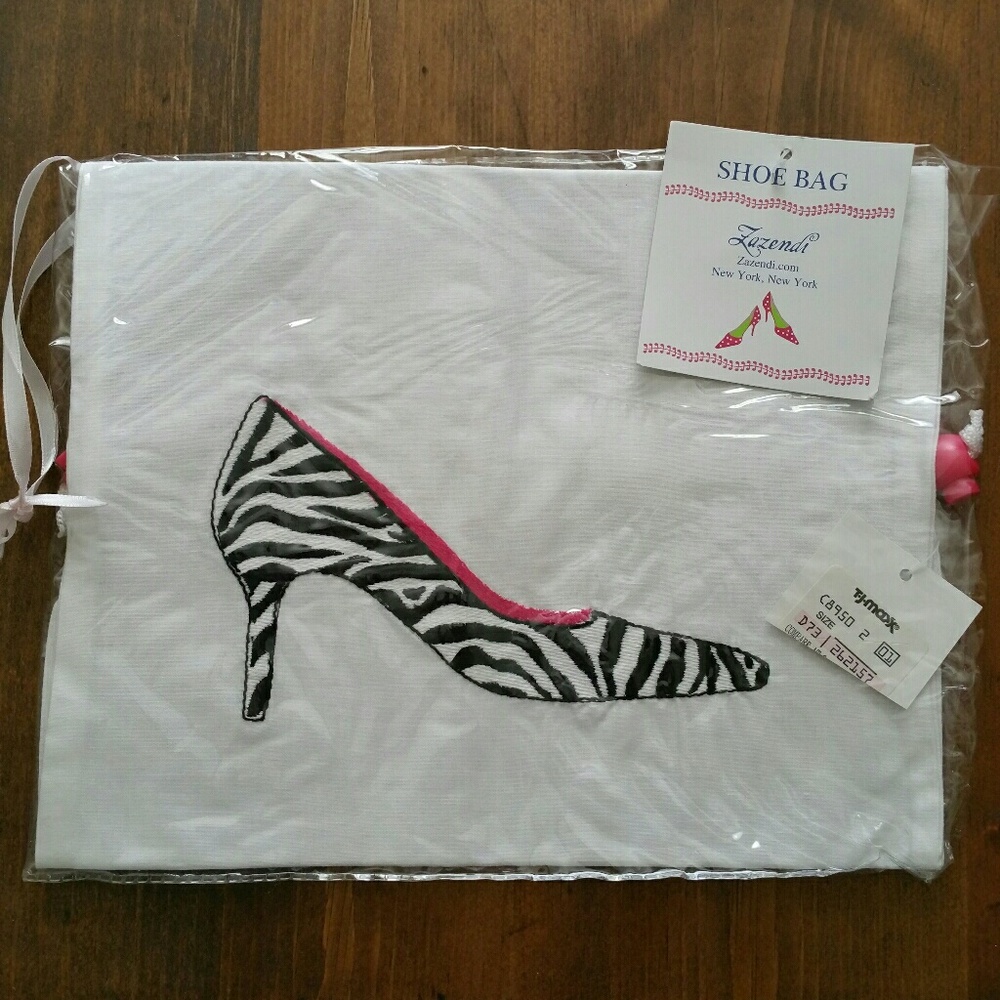 NWT Zazendi White Shoe Dust Bag Stitched Shoe